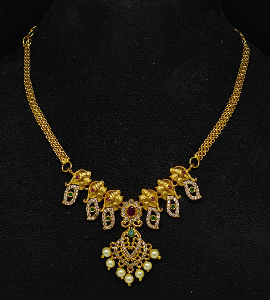 Short Necklace with Gaja Design