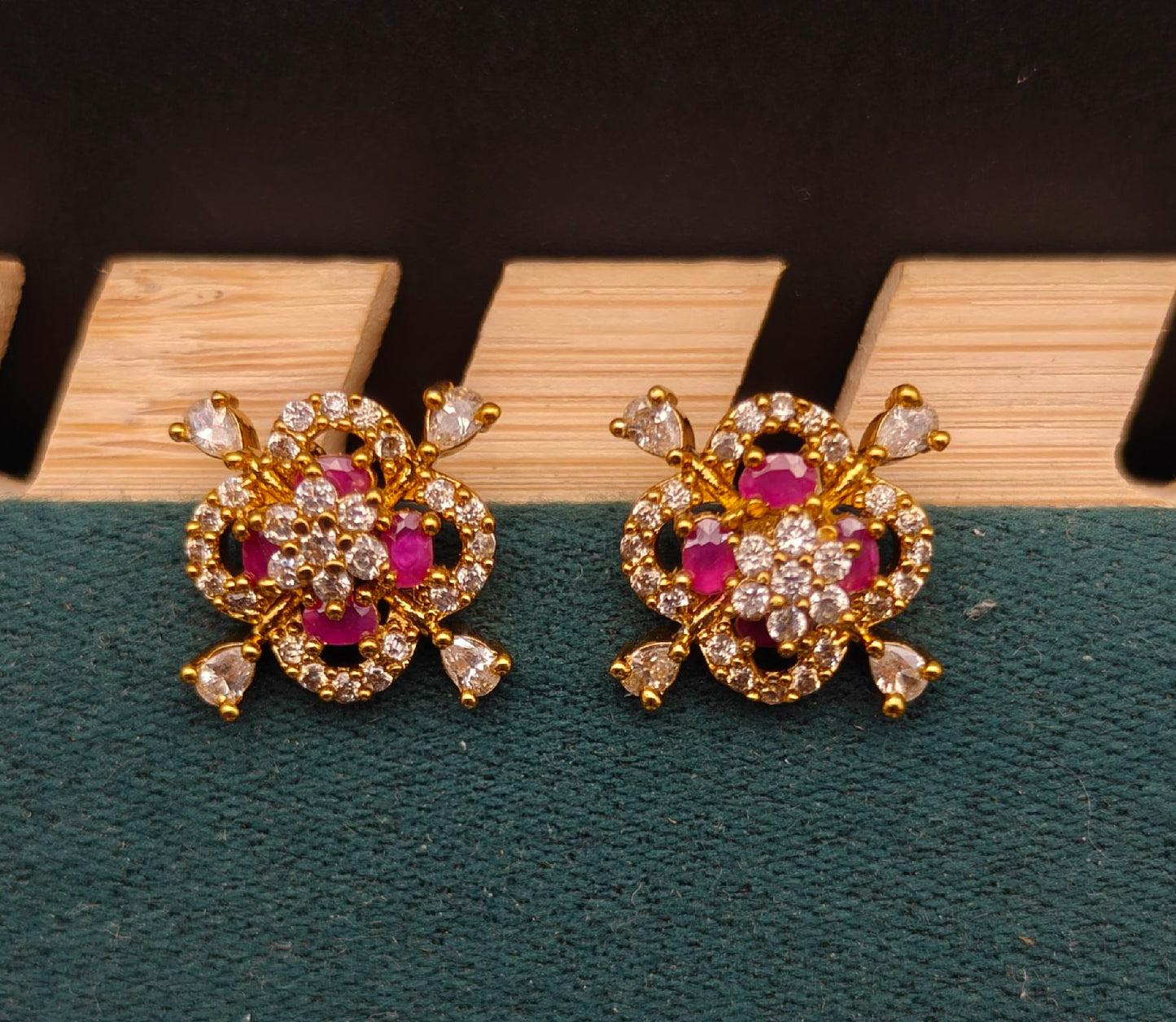 Multi Colour Ear Set